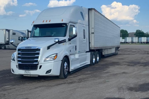 2020 Freightliner Cascadia