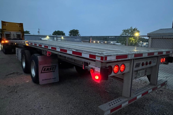 53’ Flatbed 2025