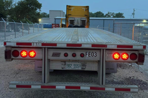 53’ Flatbed 2025