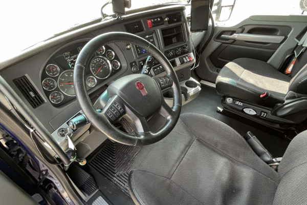 2022 Kenworth T680