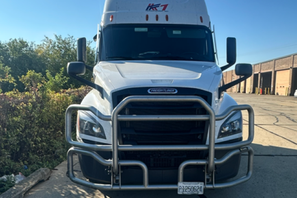 2025 Freightliner Cascadia