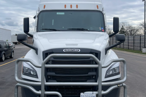 2025 Freightliner Cascadia
